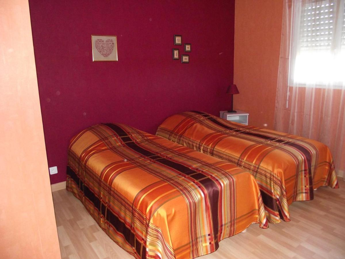 Acaba D'Entrar Bed & Breakfast Le Caylar Exterior photo